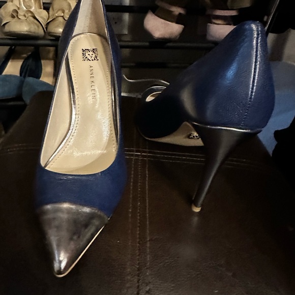 Anne Klein - Picture 3 of 10